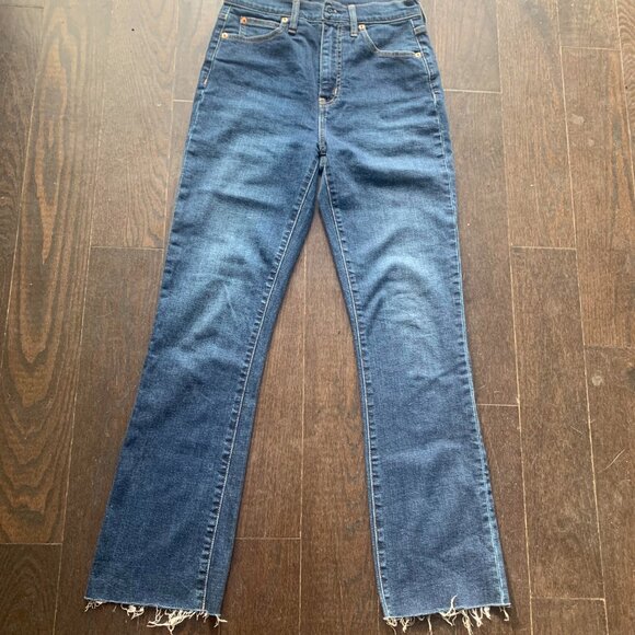 Never worn Dark blue denim Gap High Rise Kick Fit Jeans in Tall size 27 - Picture 5 of 5